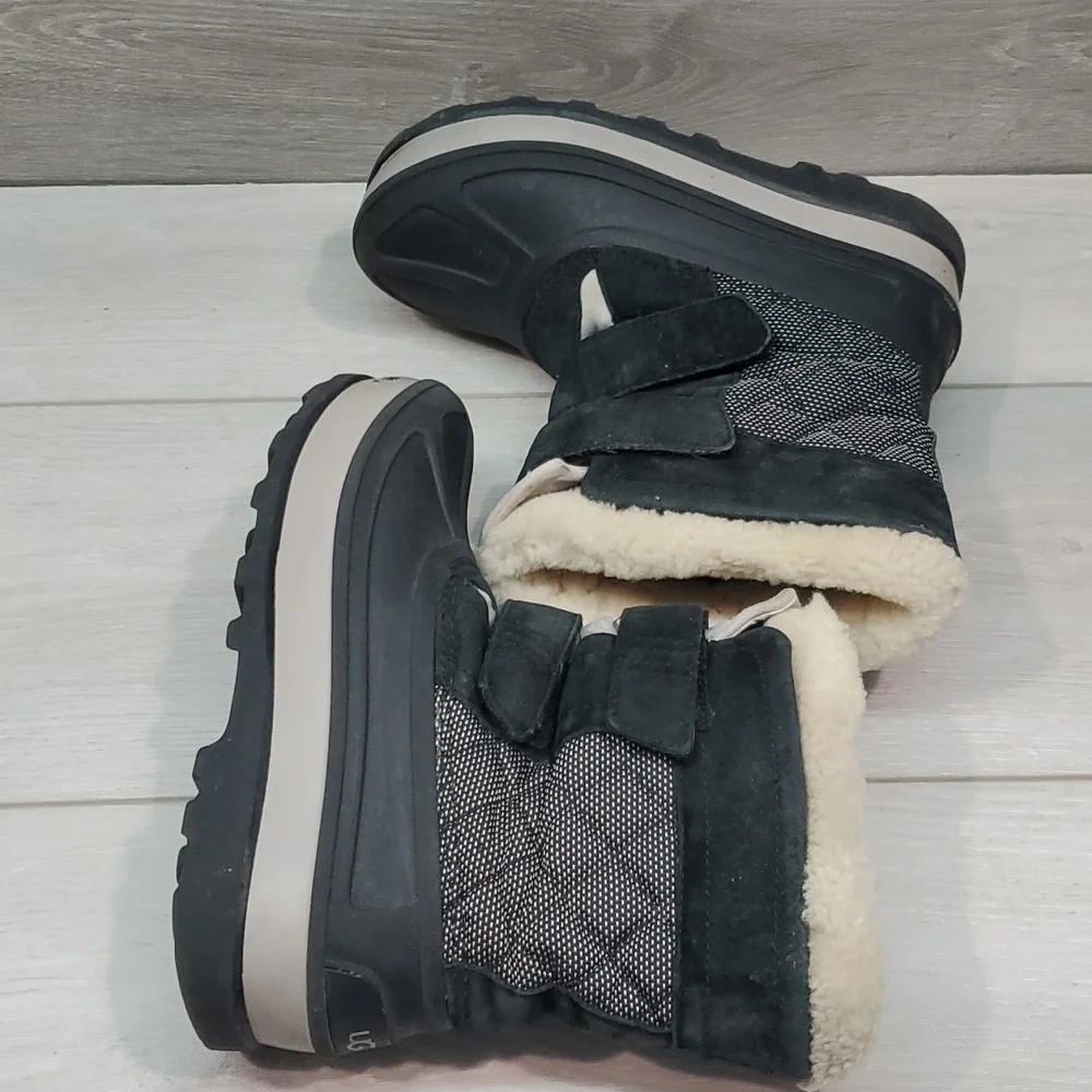 Ugg Kids Boys Insulated lined Saltwater Duck rubber leather boots shoes